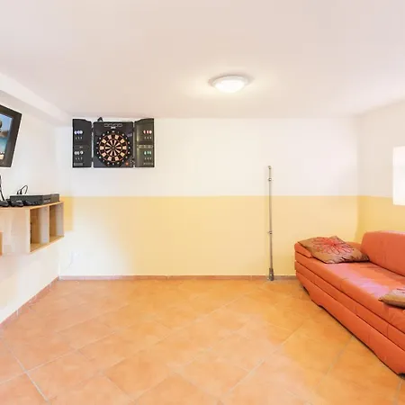 Apartment Jensen-Huus Uennen